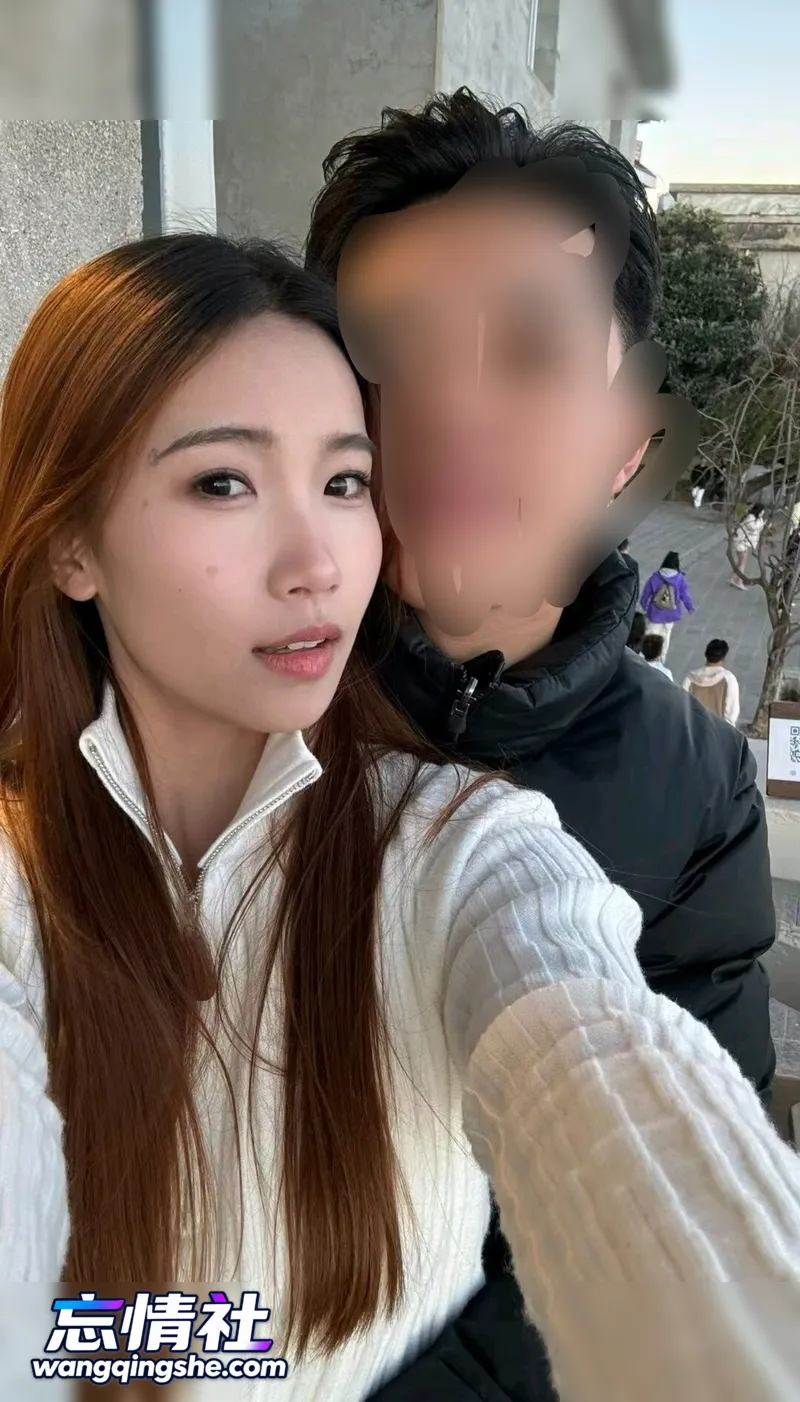 【原档无水印】NTR女友,一边吃鸡一边和男友打电话，叫床…【9V/6P/2.4G/PIKPAK】