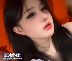 抖音【小妍】超高颜值妹子脸穴同框掰穴自慰喷水 无水印版【13V/15P/1G/PIKPAK】