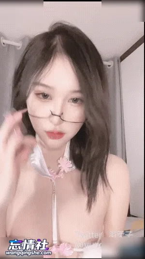 白皙性感网红反差婊【白鲸一号 羽柔子】 大尺度视频福利【49V/197P/8.7G/PIKPAK】