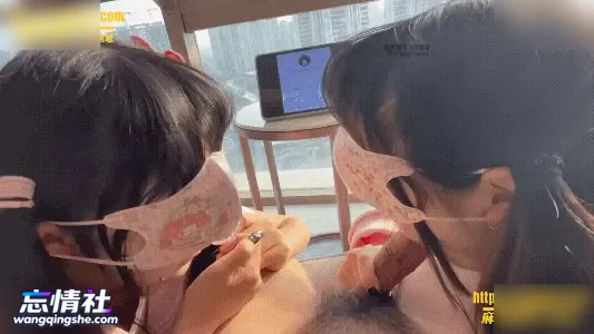 极品萝莉[小远ovo]合集，重金约了两个萝莉双飞【11V/5.2G/PIKPAK】