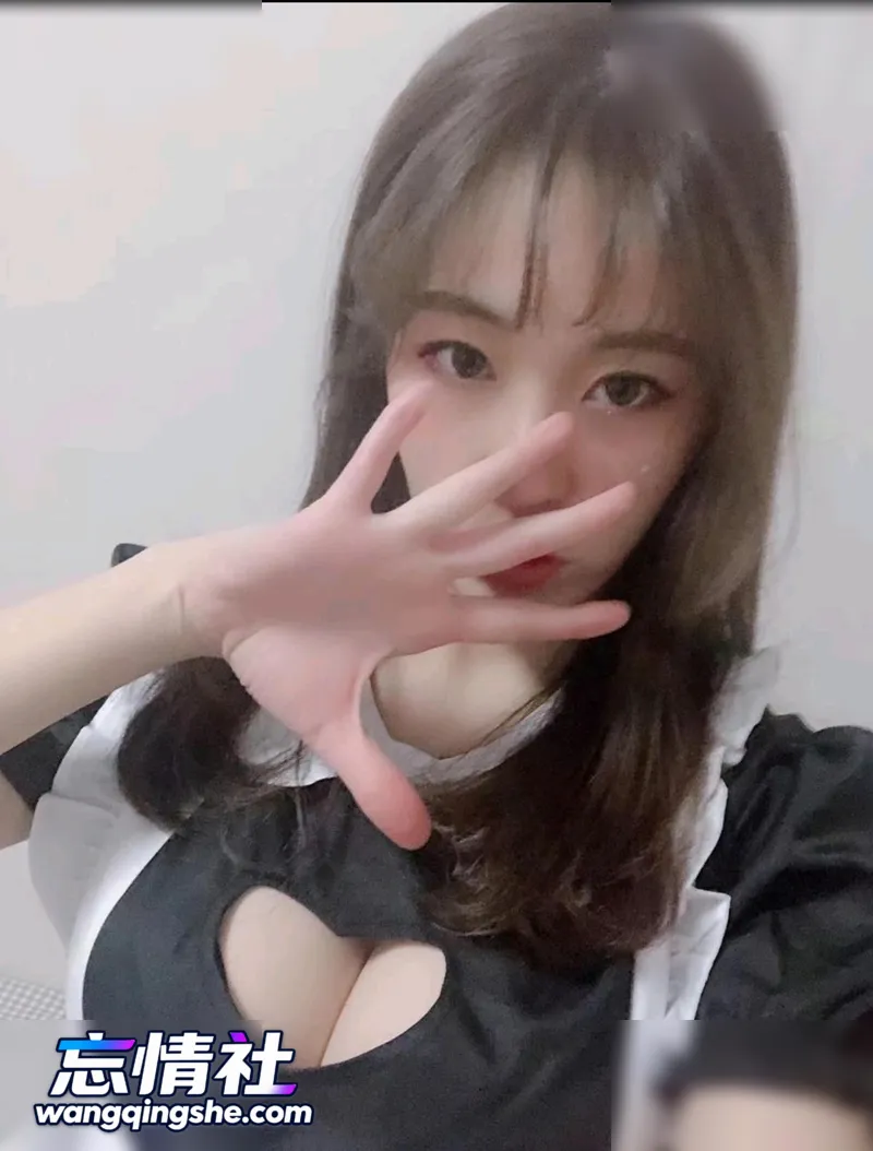 【原档无水印】浙江金华颜值极品女大完美露脸 掐脖打脸…【PIKPAK】