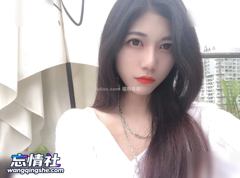 约炮约到班花湖南妹【杨佳琪】真是太爽了   pikpak【8V/50P/3.4G/PIKPAK】