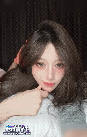 抖音200万粉顶级美女「唐十七」小内裤骚舞福利 微密丝滑…【66V/1.3G/PIKPAK】