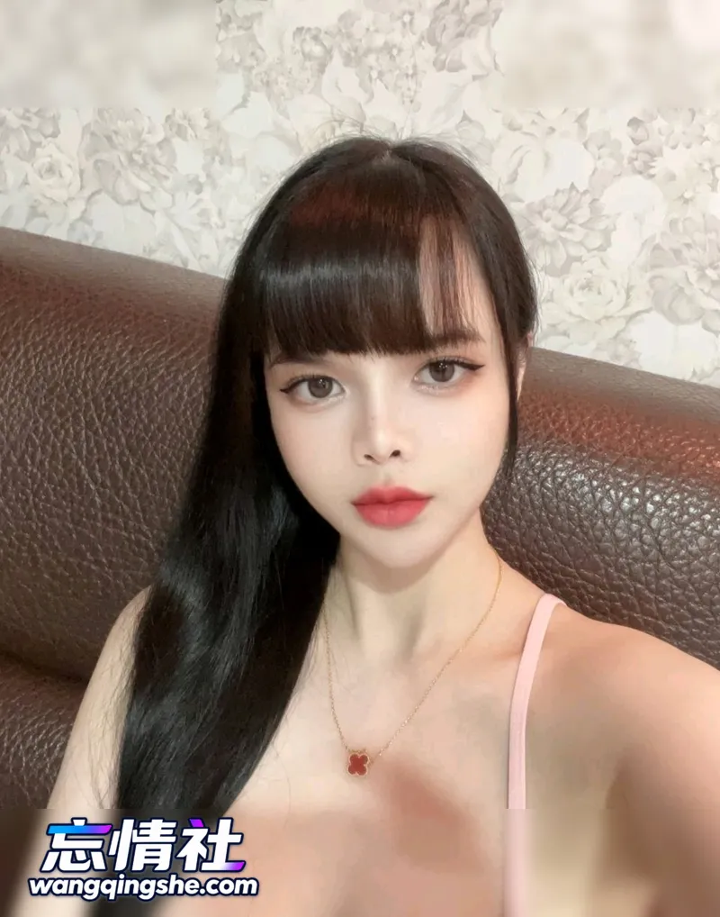 【原档无水印】河南洛阳的一个小少妇，在酒店和男朋友…【9V/3P/PIKPAK】