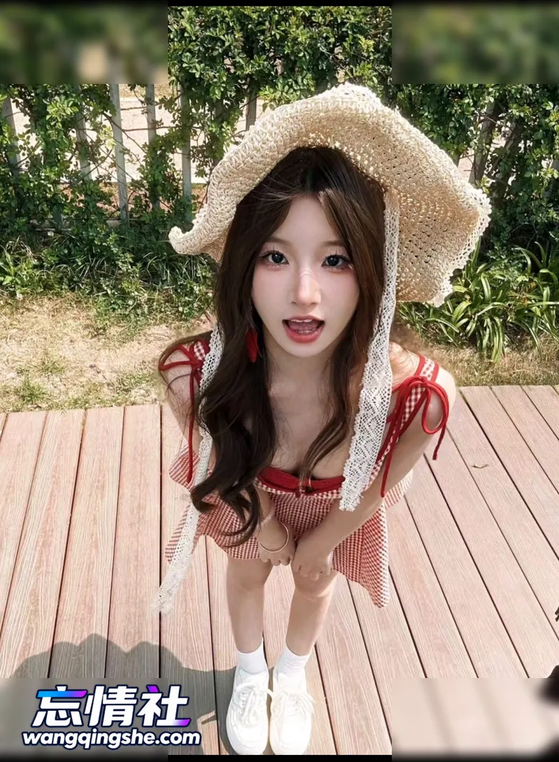 【付费群露脸无水印】七十五期 真是没想到，妹子们私底…【50V/15P/3G/PIKPAK】