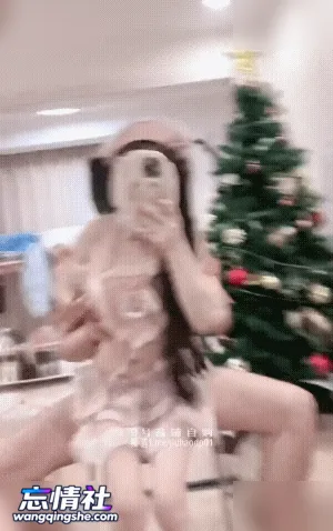 萝莉「小兔崽子」圣诞节被主人要求cos原神纳西妲，被主…【2V/63M/PIKPAK】