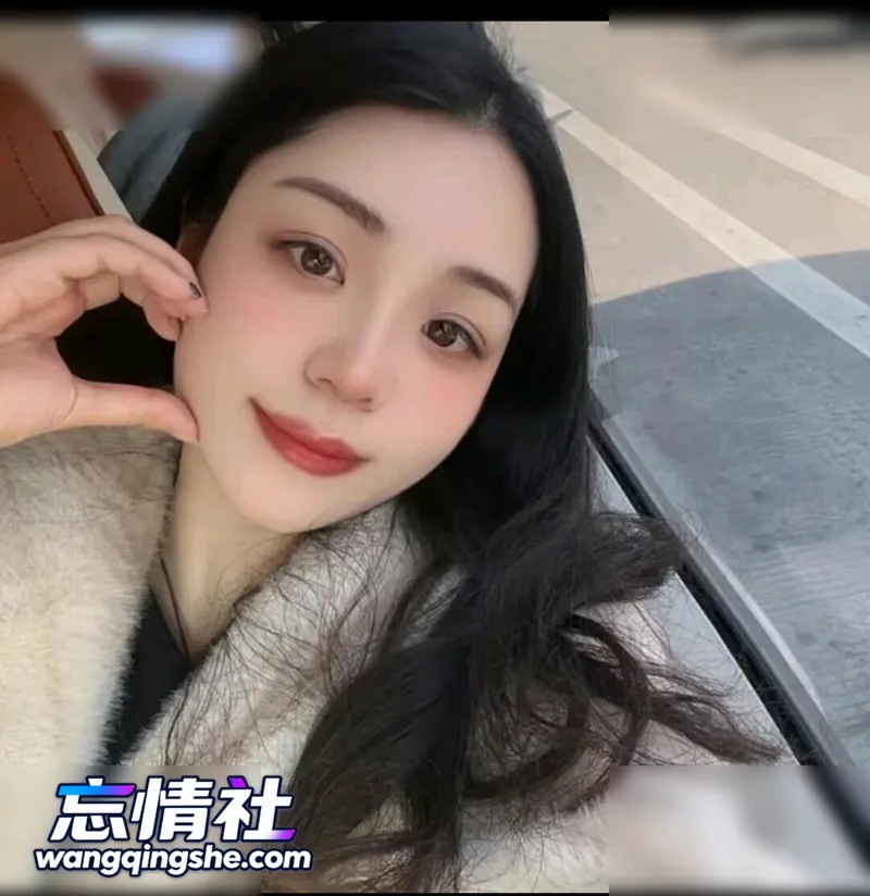 【原档无水印】气质少妇黑丝高跟包臀裙一身端庄，床上…【11V/6P/284M/PIKPAK】