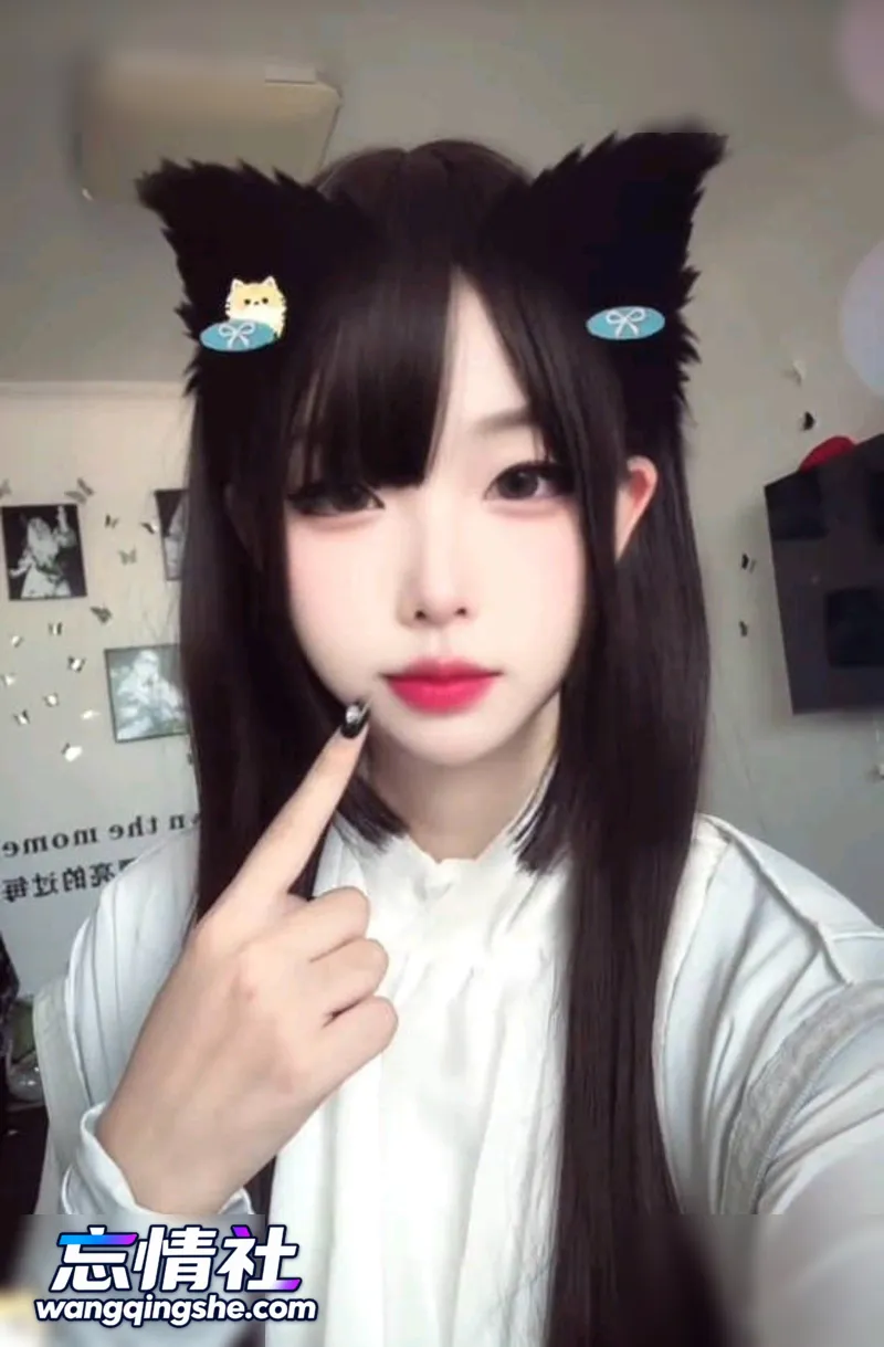 抖音「沐沐不吃姜」反差巨乳精神小妹最新啪啪颜艺阿黑…【15V/1P/2.3G/PIKPAK】