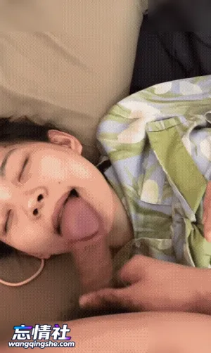 素人系列《乖巧女友无套性爱》从小品学兼优的乖乖读书…【PIKPAK】