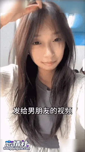 【原档无水印】巨乳眼镜女友，完美露脸被操日常甜到发…【28V/72P/180M/PIKPAK】